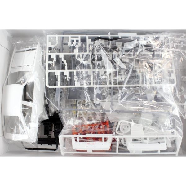 1/24 Toyota Ae86 Sprinter Trueno Gt-Apex '84 Maketi, Aoshima Model 05594 - Görsel 2