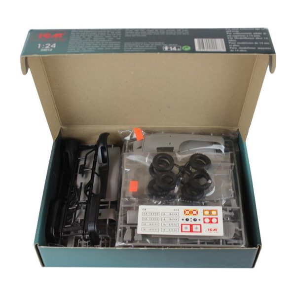Scale 1:24-Typ G4 With Open Cover WWII Germ Maketi, ICM 24012 - Görsel 2