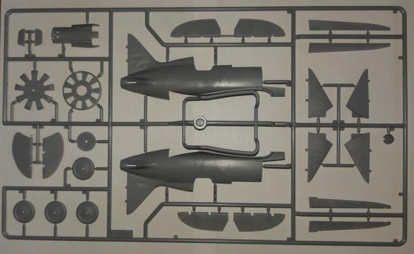 I-16 Type 29 WWII Soviet Fighter 5 Adet I-1 Maketi, ICM 32003 - Görsel 4