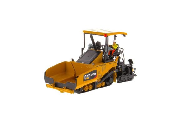 1/50 Cat Ap655F Track Asphalt Paver, Diecast Masters 85590