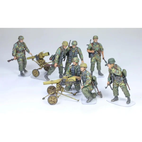 1/35 7.5cm Hafif Silahlar 40 ve MürettebatMaketi, Dragon 6147 - Görsel 2