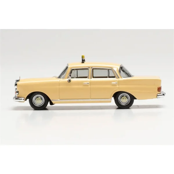 1/87 Mercedes-Benz 200 (W110) Taksi Küçük Araba Modeli, Herpa 095693 - Görsel 4