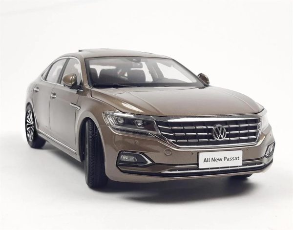1/18 2019 Volkswagen Passat Altın Diecast Araba, Paudi Model 2534GL - Görsel 2