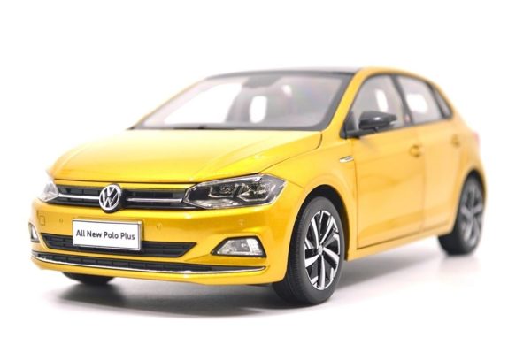 1/18 Volkswagen Polo Plus Altın Diecast Araba, Paudi Model 2578GL