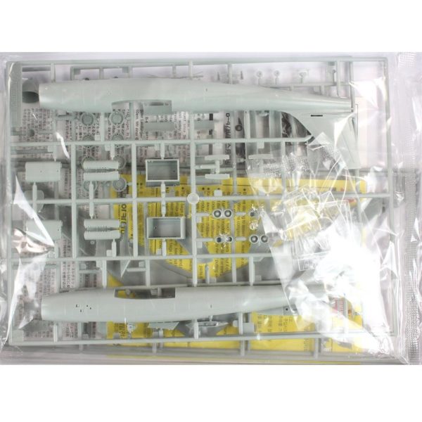 1/144 B-47B/E Stratojet Uçak Maketi, Academy 04443 - Görsel 2