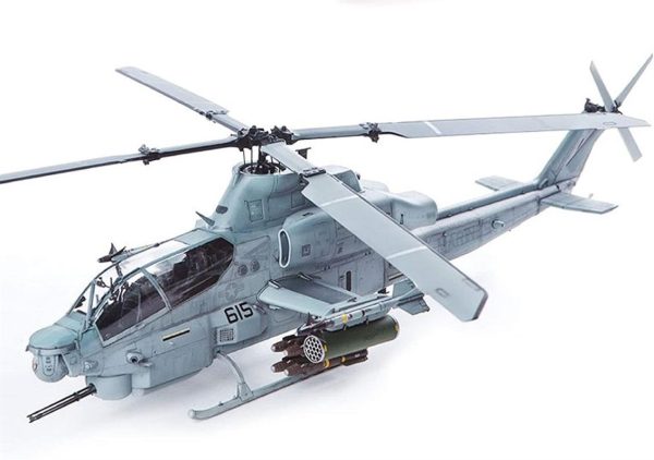 1/35 USMC AH-1Z Helikopter Maketi, Academy 12127 - Görsel 3