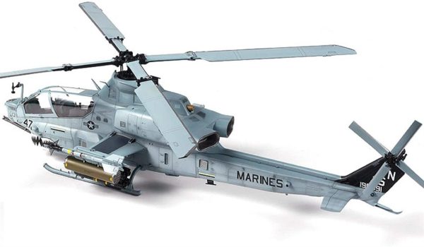 1/35 USMC AH-1Z Helikopter Maketi, Academy 12127 - Görsel 4