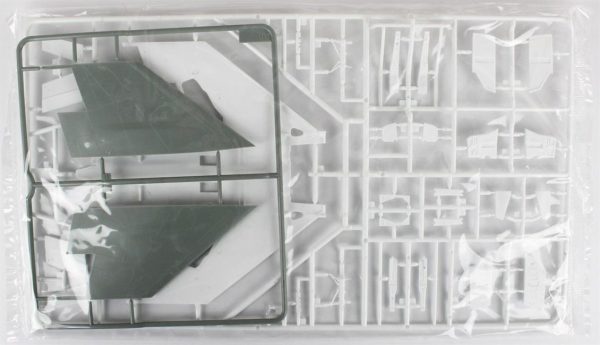 1/48 ABD Donanması F-4J Phantom II VF-84 Jolly Rogers Uçak Maketi, Academy 12305 - Görsel 2