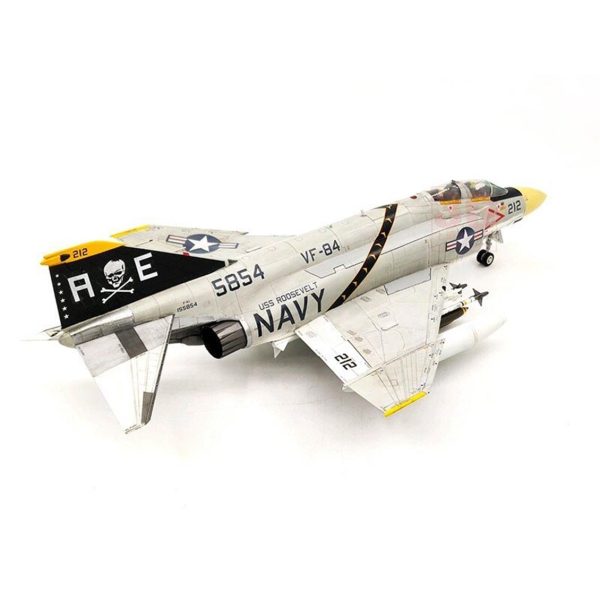 1/48 ABD Donanması F-4J Phantom II VF-84 Jolly Rogers Uçak Maketi, Academy 12305 - Görsel 4