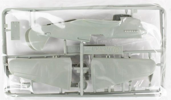 1/72 Curtiss P-40B Uçak Maketi, Academy 12456