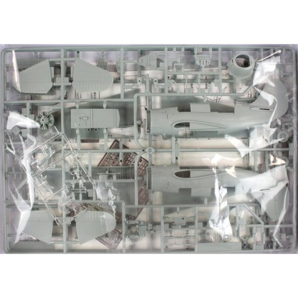 1/72 U.S. Navy SB2C-4 (Operation Iceberg) Uçak Maketi, Academy 12545 - Görsel 2