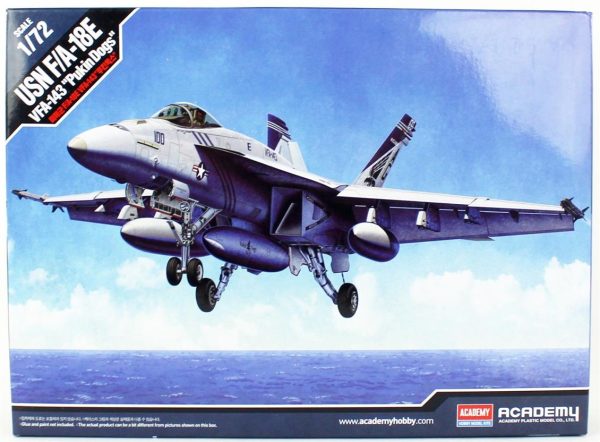 1/72 USN F/A-18E VFA-143 (Pukin Dogs) Uçak Maketi, Academy 12547