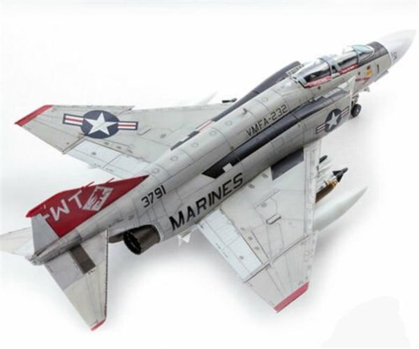 1/72 F-4J VMFA-232 Uçak Maketi, Academy 12556 - Görsel 3