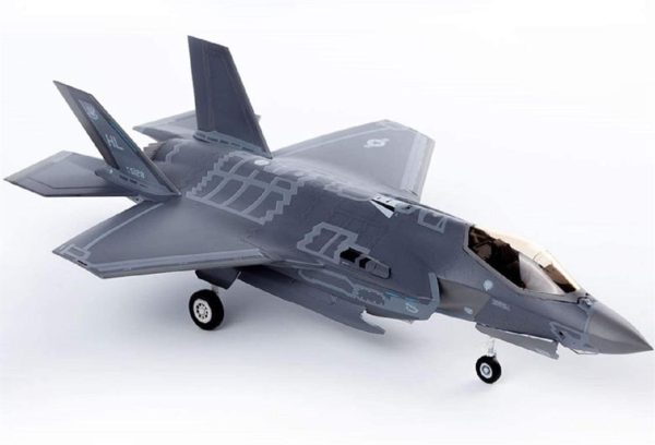 1/72 F-35 A Lightningh II Uçak Maketi, Academy 12561 - Görsel 5