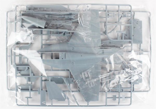 1/72 USN F/A-18E (VFA-195 Chippy Ho) Uçak Maketi, Academy 12565 - Görsel 2