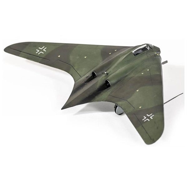 1/72 German Horten Ho 229 (Wunderwaffe) Uçak Maketi, Academy 12583 - Görsel 3