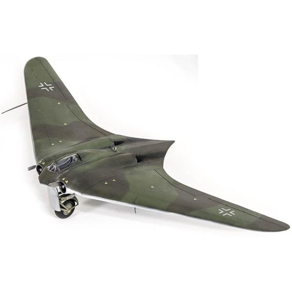 1/72 German Horten Ho 229 (Wunderwaffe) Uçak Maketi, Academy 12583 - Görsel 2