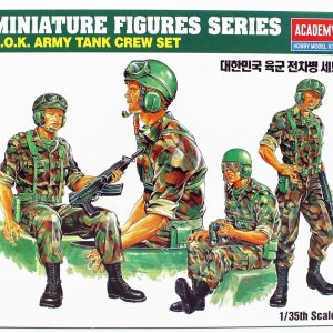 1/35 ROK Army Tank Mürettebatı Maketi, Academy 13251
