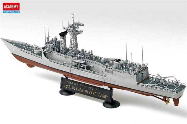 1/350 USS Oliver Hazard Perry (FFG-7) Gemisi Maketi, Academy 14102 - Görsel 4