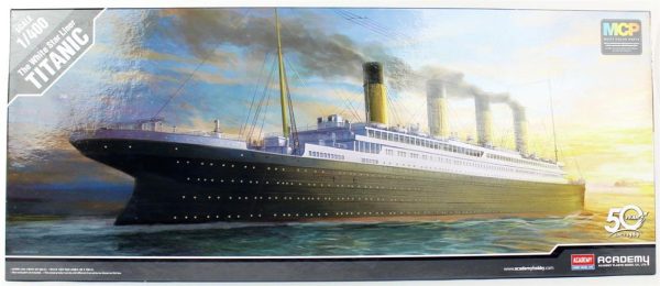 1/400 The White Star Liner Titanic Yolcu Gemisi Maketi, Academy 14215