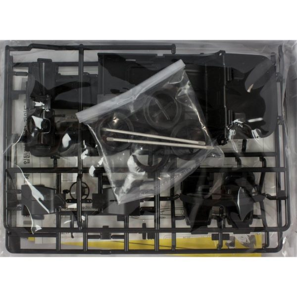 1/24 Hyundai Grandeur HG Azera Binek Aracı Maketi, Academy 15121 - Görsel 4
