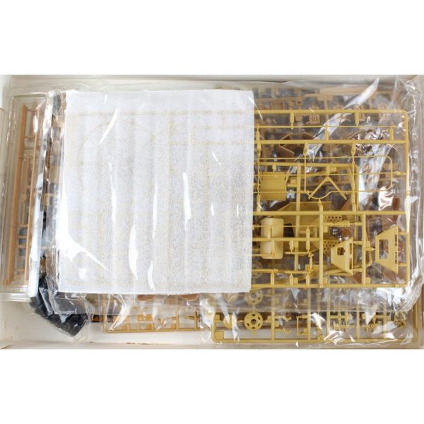 1/35 Schwerer Panzerfunkwagen Sd.Kfz.263 8-Rad Tank Maketi, AFV Club 35263 - Görsel 2