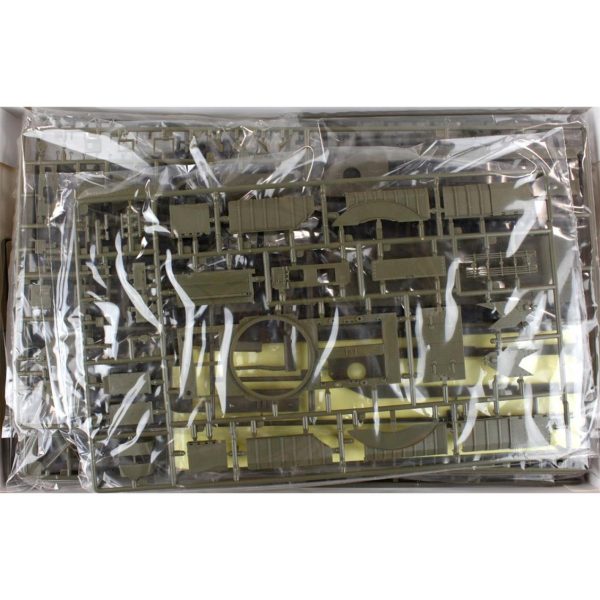 1/35 Churchill Mk.III Type D Carpet Layer Tank Maketi, AFV Club 35274 - Görsel 2