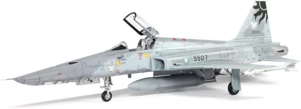 1/48 Chung-Cheng F-5F & Tigergazer RF-5E Savaş Uçakları Seti Maketi, AFV Club AR48S11 - Görsel 4