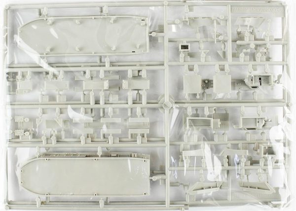 1/350 U.S NAVY LCT Mk. 6-501 class (1943-1945) Çıkartma Gemisi Maketi, AFV Club SE73518 - Görsel 2