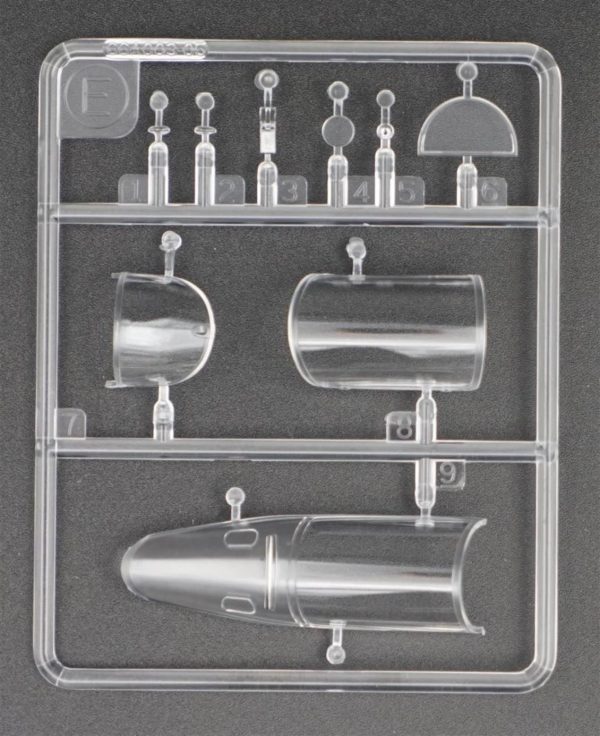 1/48 Rus L-29 Delfin Eğitim Uçağı Maketi, AMK Model 88002 - Görsel 5