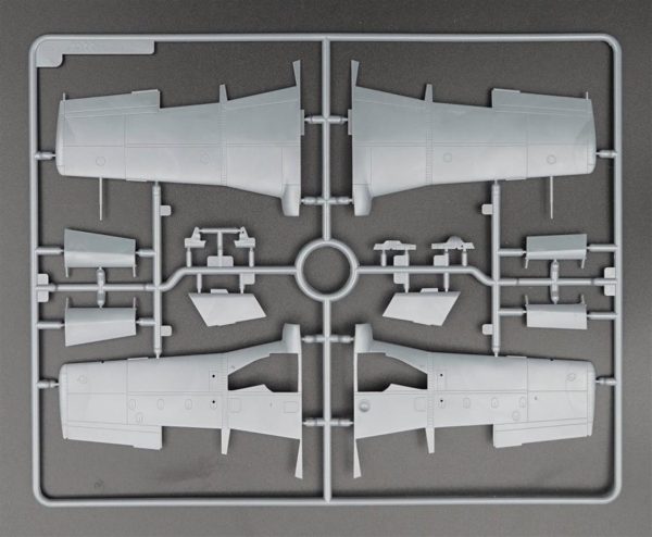 1/48 Rus L-29 Delfin Eğitim Uçağı Maketi, AMK Model 88002 - Görsel 4