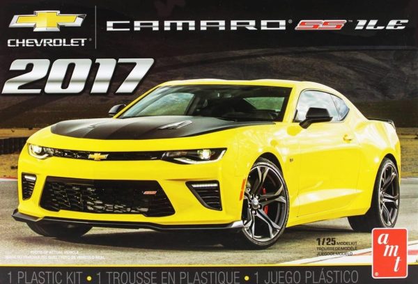 1/25 2017 Chevy Camaro SS 1LE Araba Maketi, AMT Model 1074
