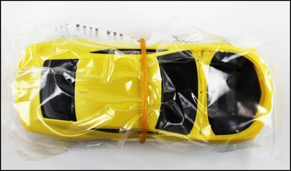 1/25 2017 Chevy Camaro SS 1LE Araba Maketi, AMT Model 1074 - Görsel 3
