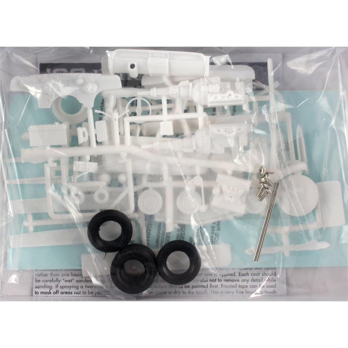 1/25 1962 Buick Electra Araba Maketi, AMT Model 1078 - Görsel 4