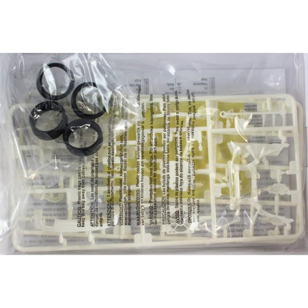 1/25 2016 Chevy Camaro SS Araba Maketi, AMT Model 0978 - Görsel 5