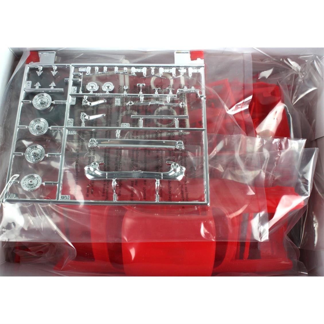 1/25 1957 Chevy Bel Air Araba Maketi, AMT Model 0988 - Görsel 2