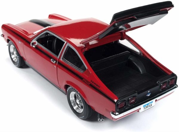 1/18 1972 Chevrolet Vega Yenko Stinger Kırmızı Diecast Araba, AutoWorld 1156 - Görsel 4
