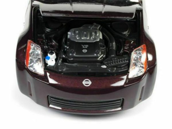 1/18 2003 Nissan 350Z Coupe Metalik Kırmızı Diecast Araba, AutoWorld 240 - Görsel 4