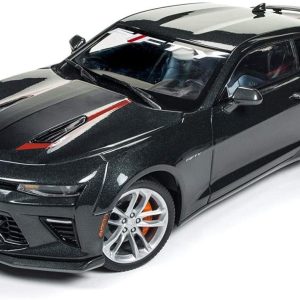 1/18 2017 Chevrolet Camaro SS 50.Yıl Özel Gri Metalik Diecast Araba, AutoWorld 243