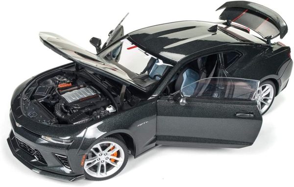1/18 2017 Chevrolet Camaro SS 50.Yıl Özel Gri Metalik Diecast Araba, AutoWorld 243 - Görsel 4