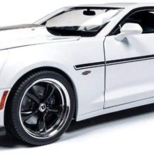 1/18 2018 Chevrolet Camaro Yenko s/c Beyaz Diecast Araba, AutoWorld 253