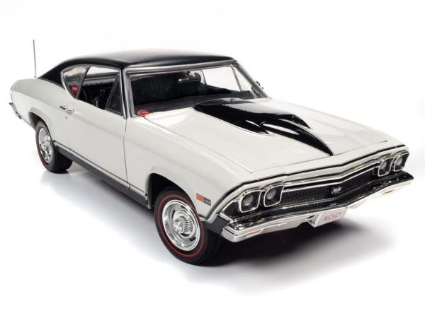 1/18 1968 Chevy NICKEY Chevelle SS Hardtop Ermine White Diecast Araba, AutoWorld AMM1201 - Görsel 3