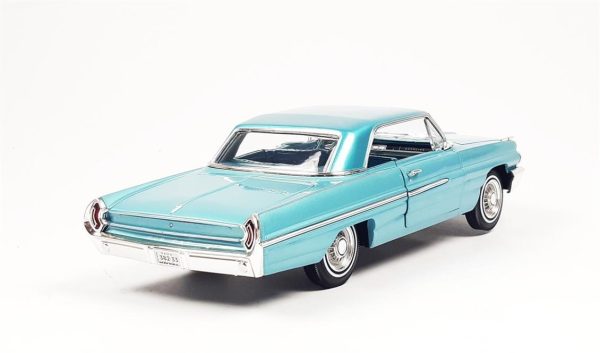 1/18 1962 Pontiac Royal Bobcat Catalina Aquamarine Diecast Araba, AutoWorld AMM1212 - Görsel 4