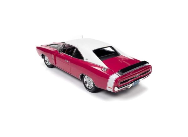 1/18 1970 Dodge Charger R/T SE (Class of 1970) FM3 Panther Pink Diecast Araba, AutoWorld AMM1215 - Görsel 4