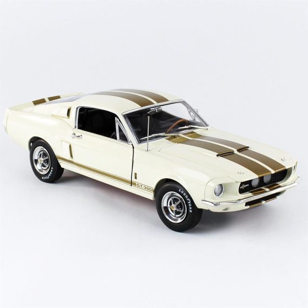 1/18 1967 Shelby GT-350 Wimbledon White Diecast Araba, AutoWorld AMM1227