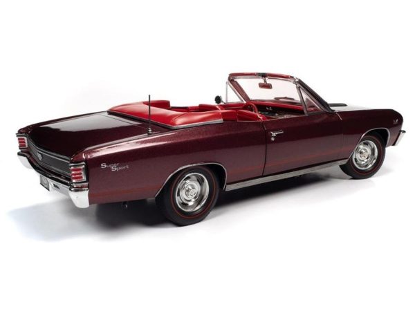 1/18 1967 Chevy Chevelle SS 396 Convertible (MCACN) Madiera Maroon Diecast Araba, AutoWorld AMM1244 - Görsel 4