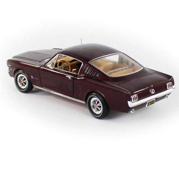1/18 1965 Ford Mustang 2+2 Vintage Burgundy Diecast Araba, AutoWorld AMM1248 - Görsel 3