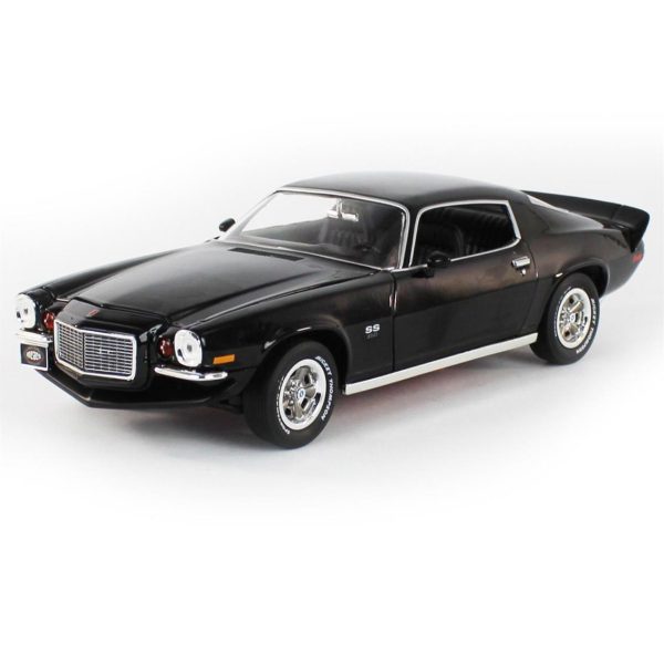 1/18 1971 Chevy Camaro SS/RS (MCACN & Class of 1971) Tuxedo Black Diecast Araba, AutoWorld AMM1250 - Görsel 2