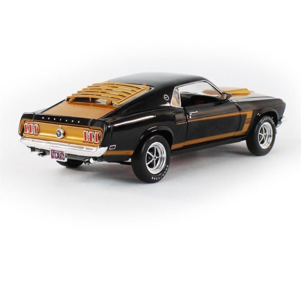 1/18 1969 Ford Mustang Boss 429 Fastback Raven Black w/Altın Diecast Araba, AutoWorld AMM1251 - Görsel 4