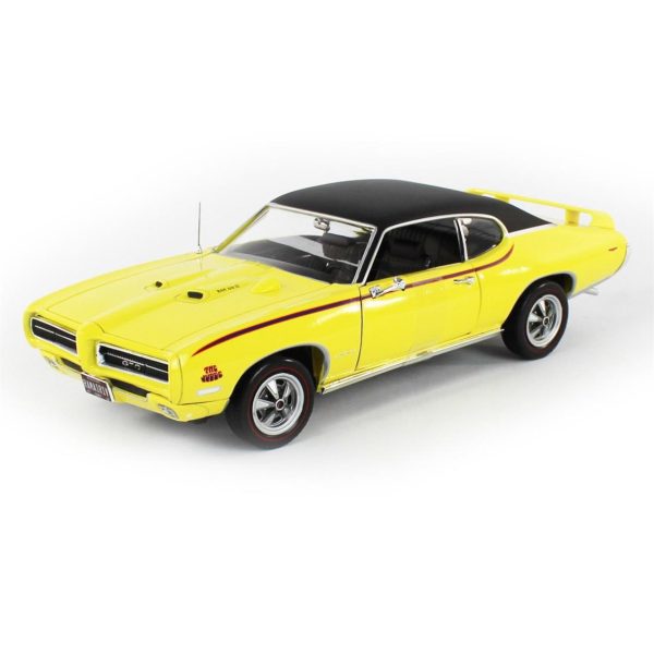 1/18 1969 Pontiac GTO Judge Altınenrod Yellow Diecast Araba, AutoWorld AMM1252 - Görsel 2